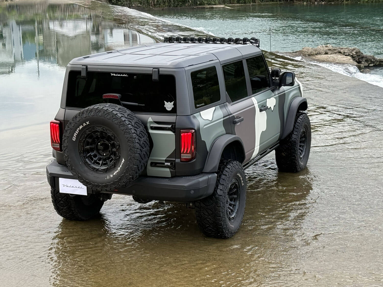 21-25 Ford Bronco ULTRA series Jewel LED Tail Lights - Image 14